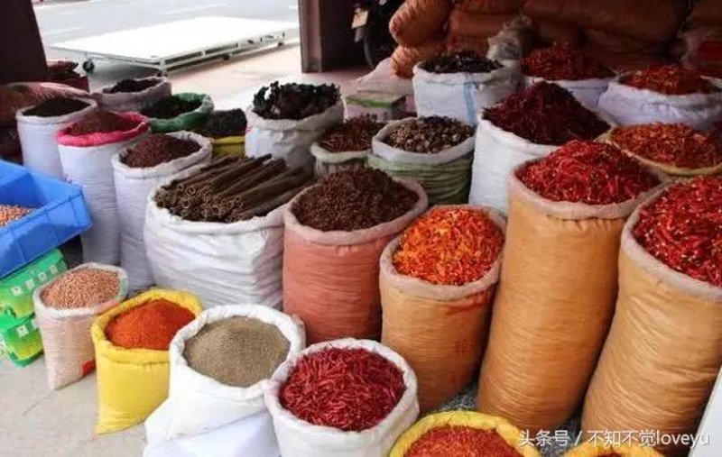 给商贸公司起个响亮的名字，就像是为一家企业披上了一件华丽的外衣。